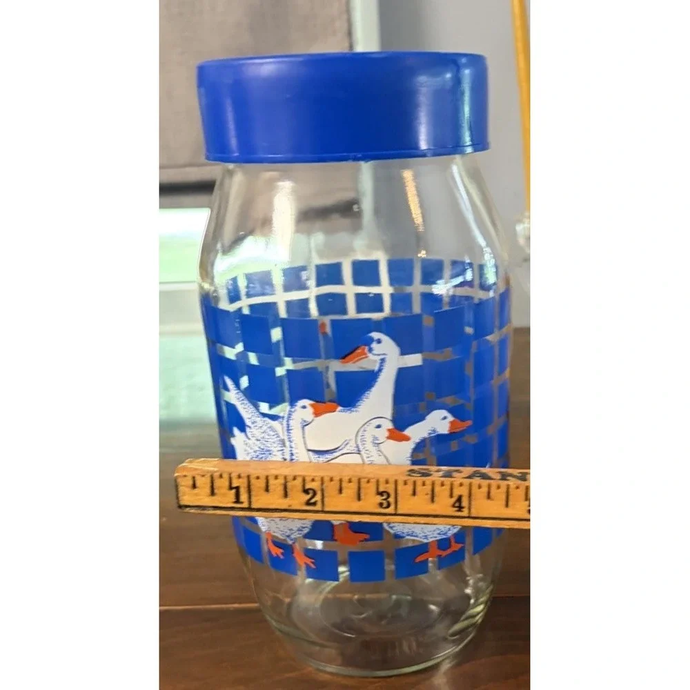 Vintage 1982 Carlton Glass 1.5L Geese Canister Blue Checkered Jar w Lid USA